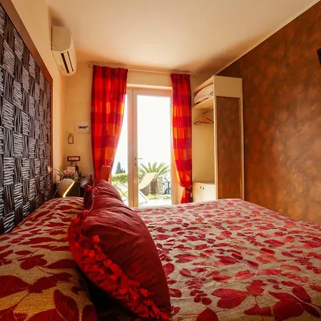 Il Parco Bed and Breakfast Μοντερόσο αλ Μάρε